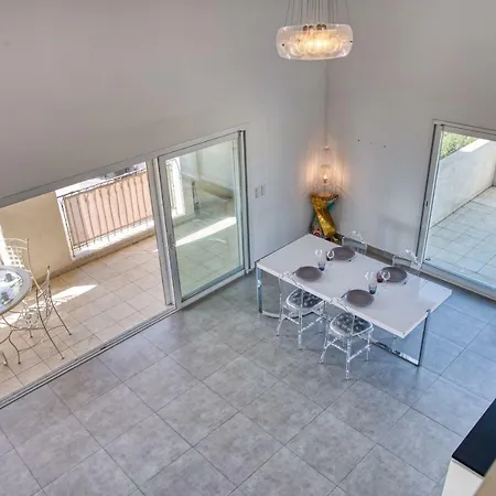 Duplex De Haut Standing شقة LʼÎle-Rousse